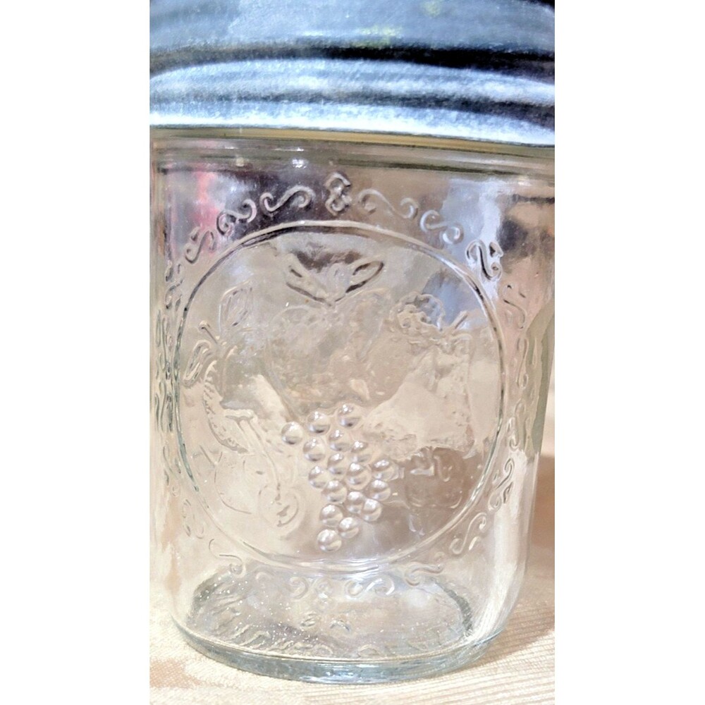 VTG Ball Special Sculptured Glass ½ Pint Jelly Jar Zinc Lid Grapes Fruit Pattern
